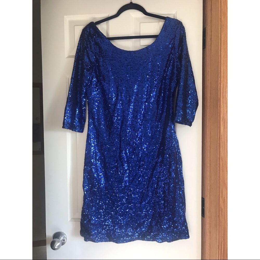 Blue sequin bodycon dress with sleeves
